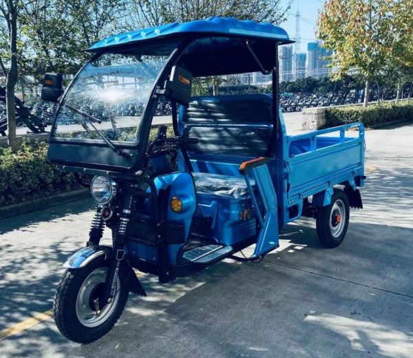 Трицикл грузовой GreenCamel Тендер 2 B1500 (60V 1000W) крыша, понижающая 52 Ah