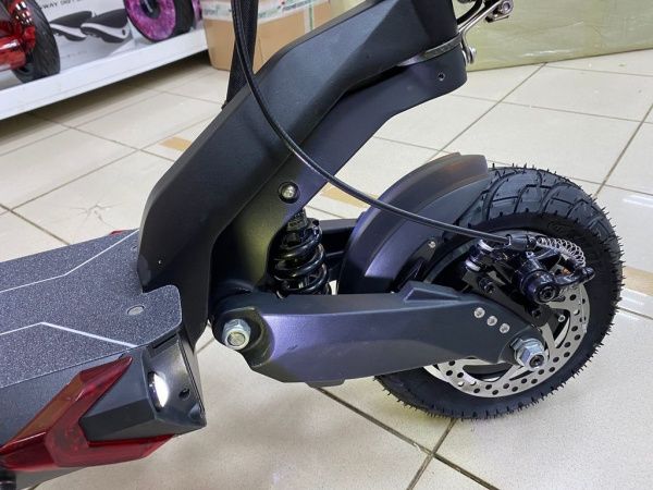 ЭЛЕКТРОСАМОКАТ Currus BLADE 10