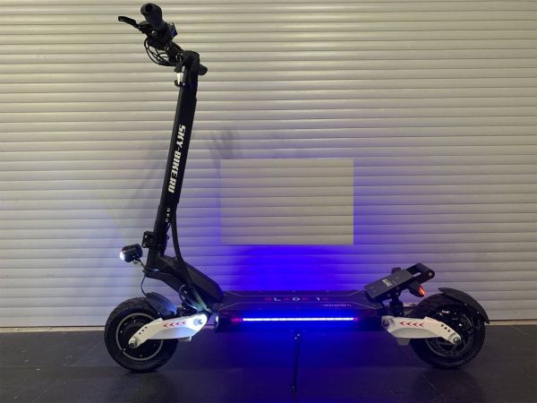 ЭЛЕКТРОСАМОКАТ BLADE LIMITED + Аквазащита
